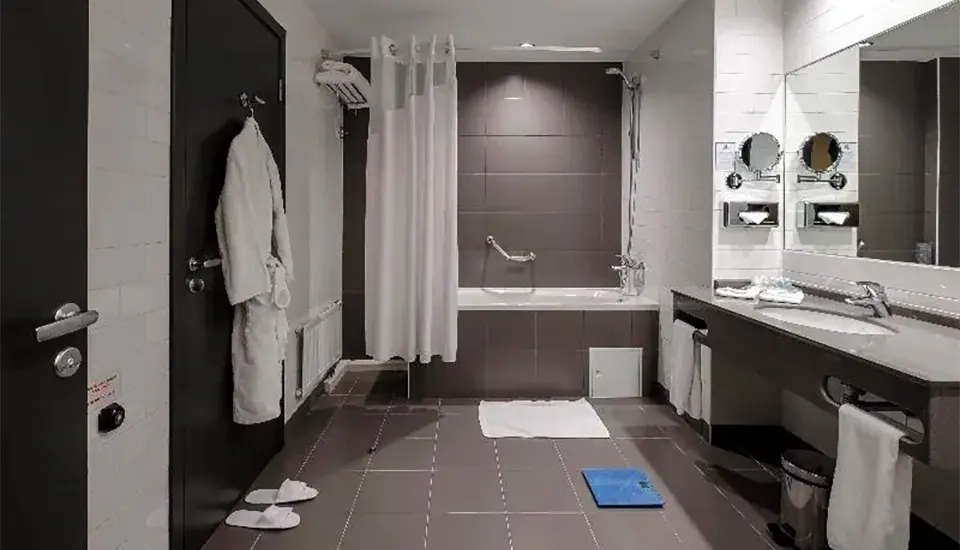 هالیدی این مسکو تاجانسکی مسکو